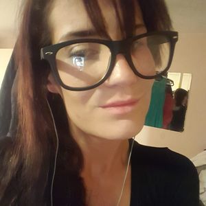 Meet your Posher, Candi